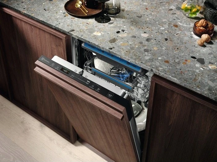 Įmontuojama Indaplovė - Electrolux Eea43211l