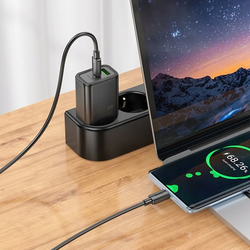 Įkroviklis Hoco N63 30W GaN USB-C/USB-A juodas