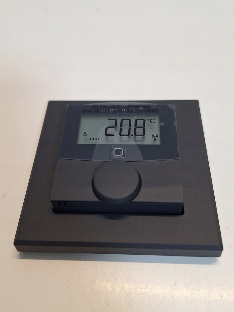 HomeMatic IP sieninis termostatas su drėgmės jutikliu (HmIP-WTH-A) (antracito spalvos)