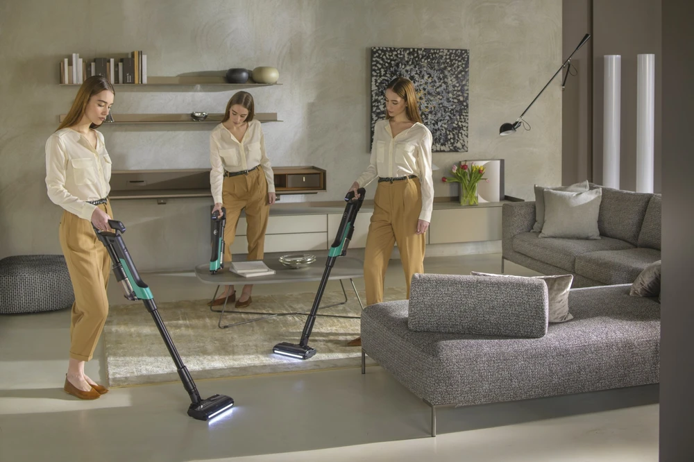 Dulkių siurblys Hoover HF2 naminių gyvūnėlių juoda/turkio spalvos