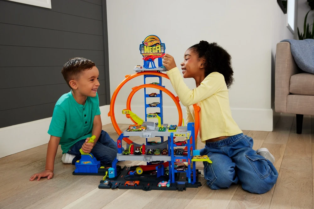Mattel HOT WHEELS Rinkinys – Mega garažas su kilpomis (JBM74)
