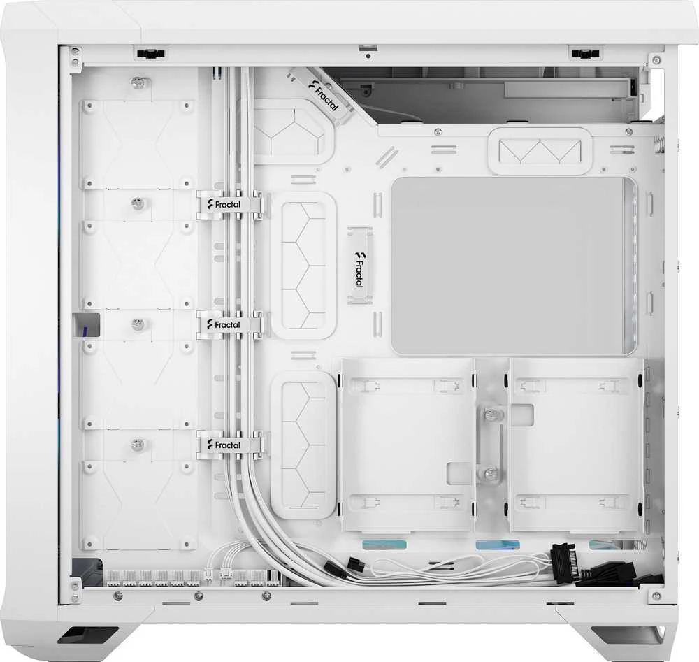 „Fractal Design“ | „Torrent“ | RGB Baltas TG skaidraus atspalvio | ATX