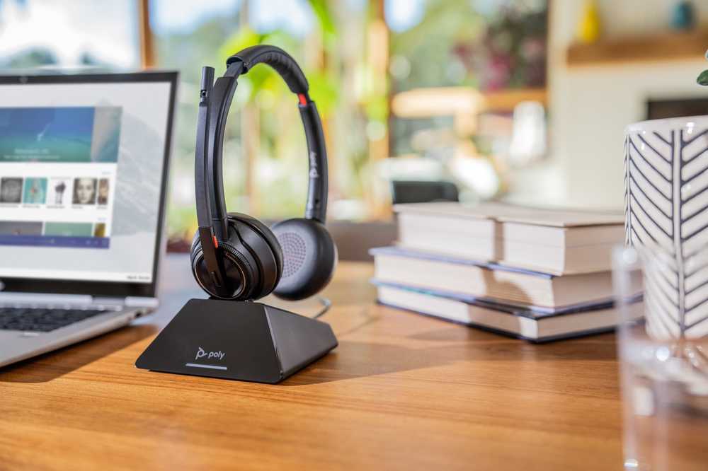 Ausinės HP Savi 8220 UC DECT (POLY Savi 8220 UC DECT)