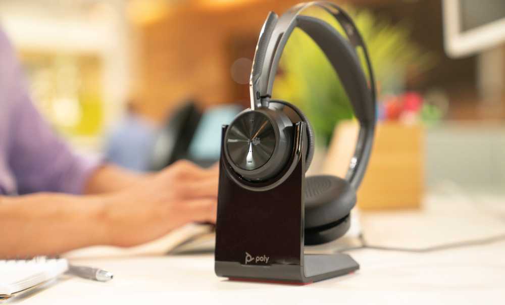 Ausinės HP POLY Voyager Focus 2, sertifikuota „Microsoft Teams“