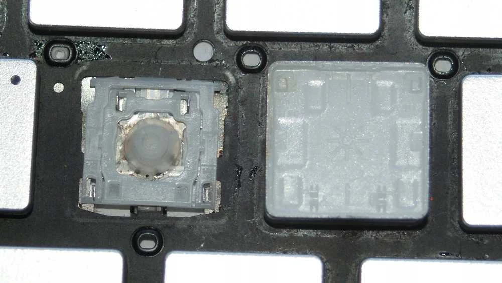 Hewlett Packard (HP) HP Top Cover nFPR W/Klaviatūra NSV