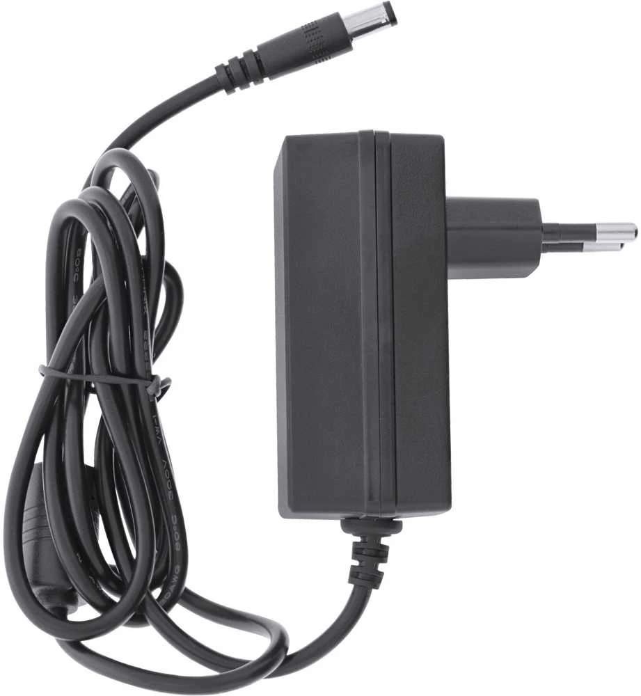 Juodas USB šakotuvo maitinimo adapteris