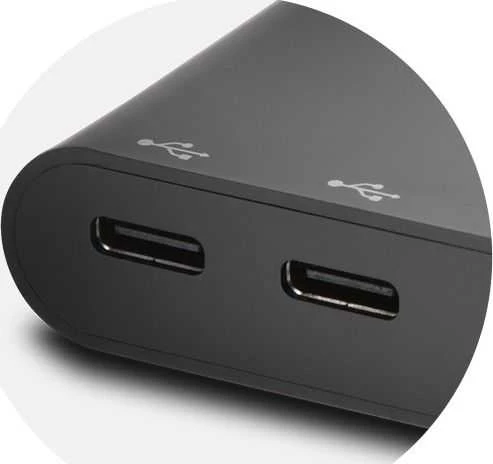 Kensington šakotuvas: USB-C prievadų artimas vaizdas