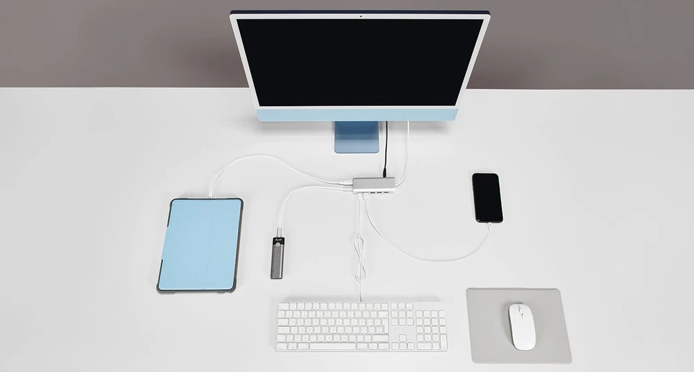 LMP USB-C Hub USB 3.0 (3.1 Gen 1) jungtys quantity 4, Aliuminio, USB 3.0 (3.1 Gen 1) Type-C jungtys quantity 3, Sidabrinis