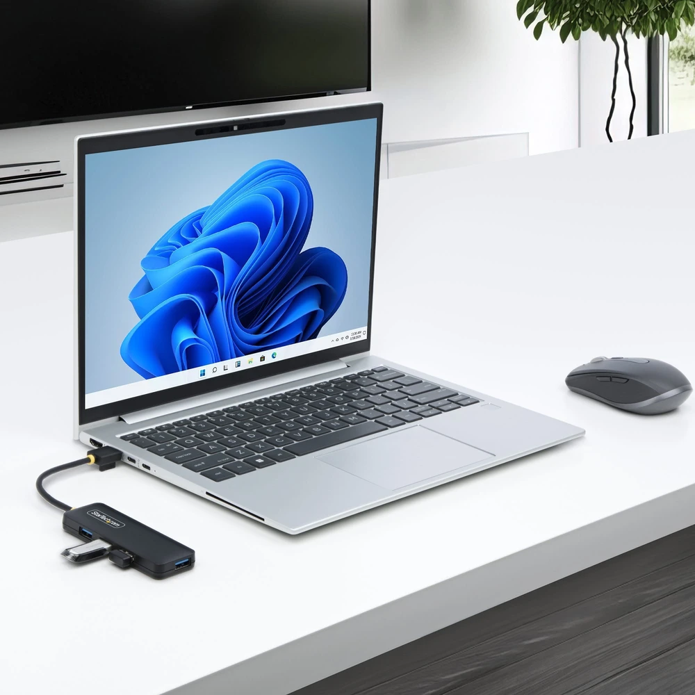 „StarTech“ 4 prievadų USB-A šakotuvas, 5 Gbps, nešiojamas / maitinamas