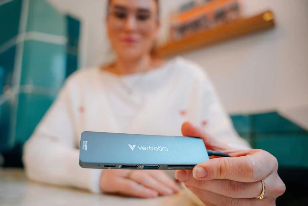 USB Hub Verbatim USB-C/HDMI/USB-A 3.2/USB-A 2.0/SD/Micro SD aliuminio korpusas 32156