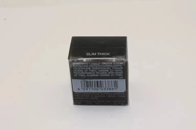 „Huda Beauty Kira Kira Dust“ birūs blizgučiai akių šešėliai „Perfectly Flawded“ 1,1 g