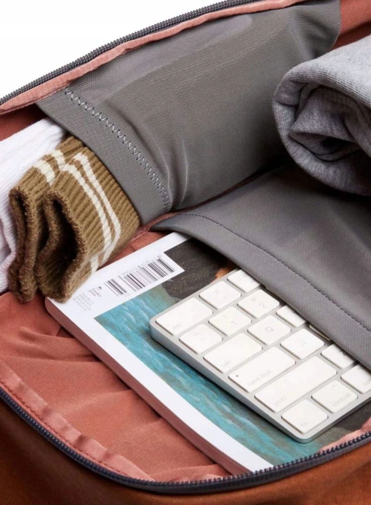 Hugh Butler „Bellroy Transit Workpack“ 2-ojo leidimo krepšys, 20 l, bronzinis