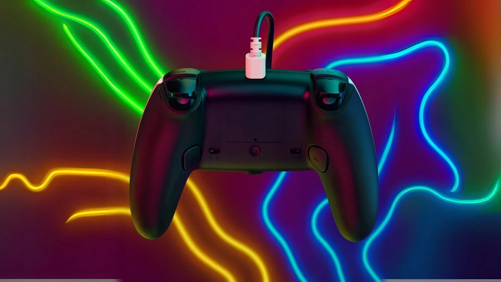 Hyperkin Kontroler Competitor Baltas XBOX (M01638-WH)