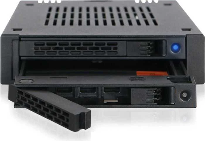 Serveris IcyDock Carruzzo Icy Dock MB742SP-B diskų įrenginio skyriaus dangtelis Juoda
