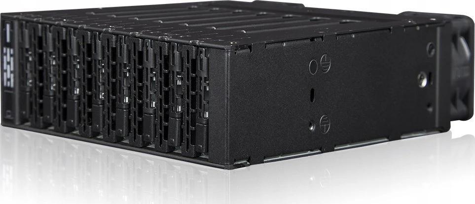 Icy Dock ICYDock ToughArmor 8x M.2 NVMe SSD PCIe 4.0 (8x OcuLink)