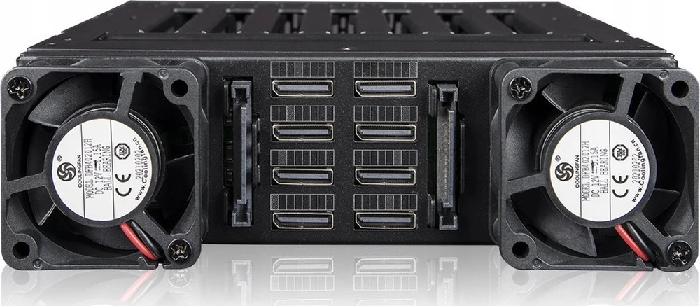 Icy Dock ICYDock ToughArmor 8x M.2 NVMe SSD PCIe 4.0 (8x OcuLink)