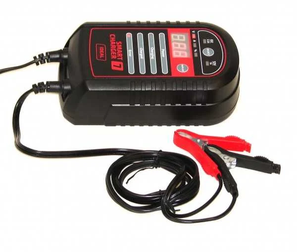 Idealus išmanusis įkroviklis akumuliatorių įkrovimui SMART CHARGER 7 6/12V 7A - SMART7