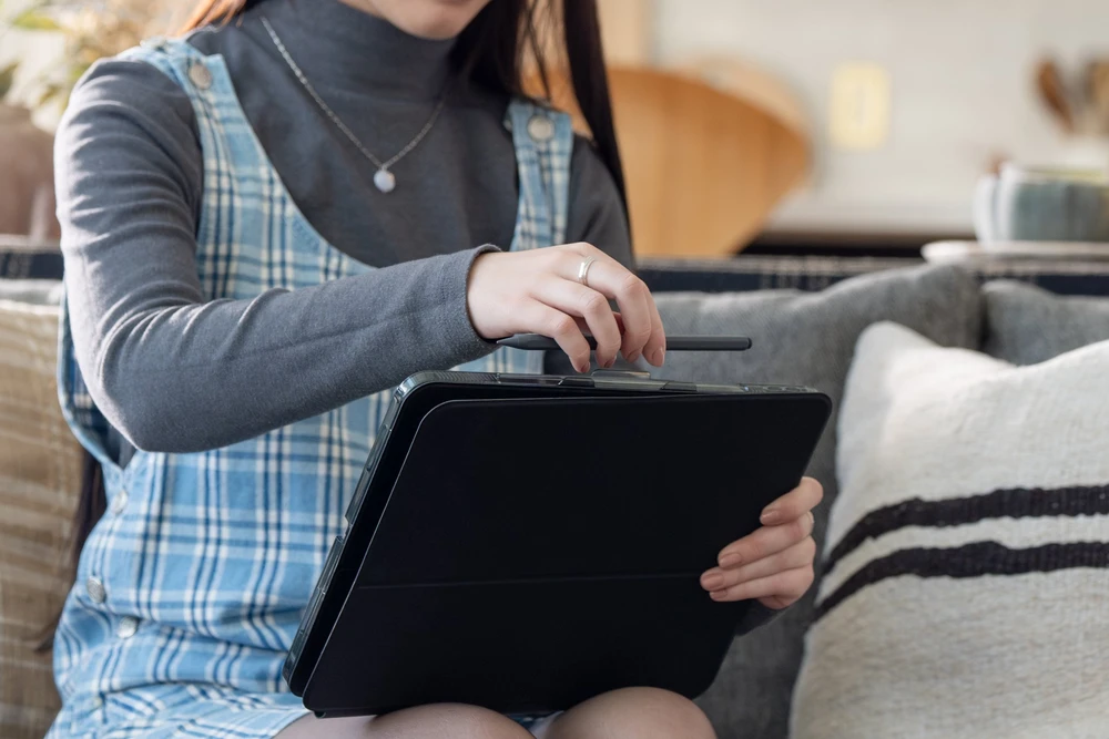 Klaviatūra Zagg PROKEYS 2 IPAD PRO 13 (M4) - IPAD M5 Juodas GERMAN