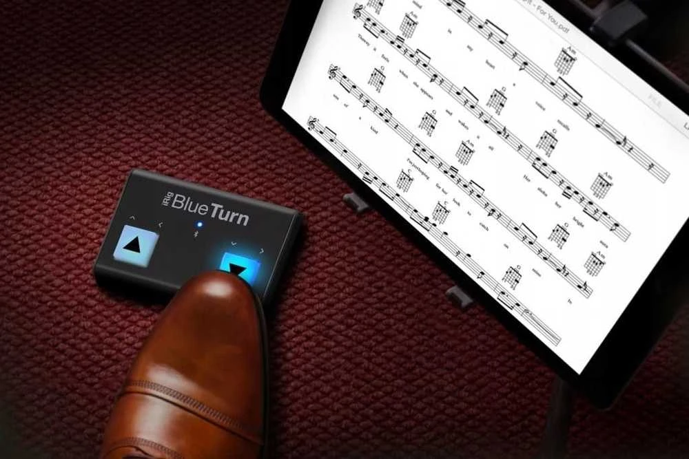 IK Multimedia iRig BlueTurn šoninio posūkio pedalas