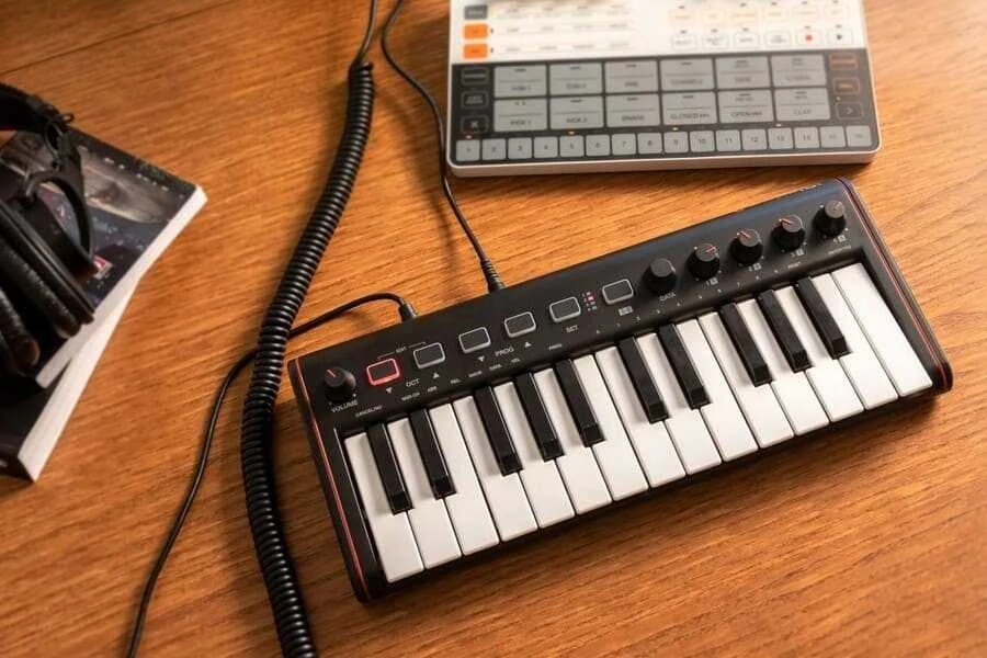 Ik Multimedia IK iRig Keys 2 Mini - Klaviatūra sterująca