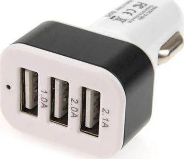 Amio Automobilinis telefono įkroviklis 3xUSB baltas PCH-03