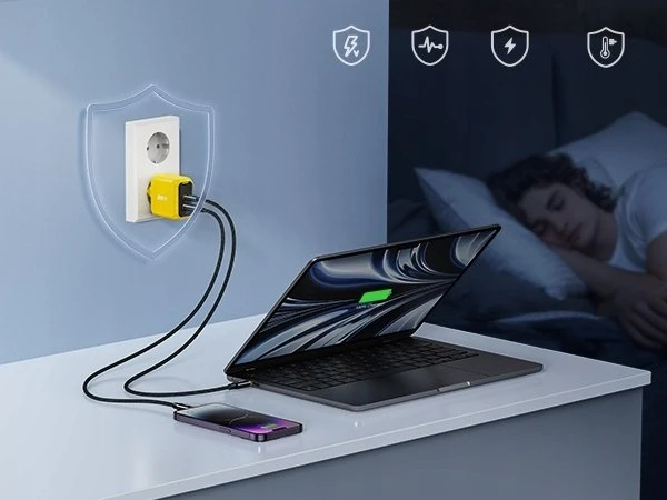 AOHi Magcube PD 67W 1x USB-C, 1x USB-A