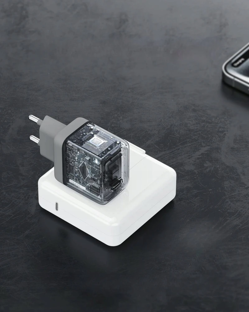 Sieninis įkroviklis 45W USB-C, PD GaN By Aukey Dark Pilkas