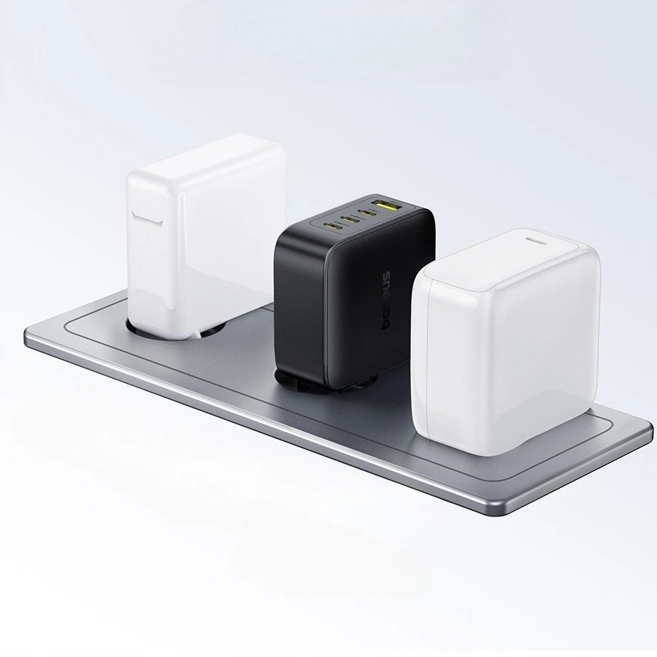 Baseus Sieninis įkroviklis EnerFill FH11 140W USB-A + 3xUSB-C QC PD3.1, juodas