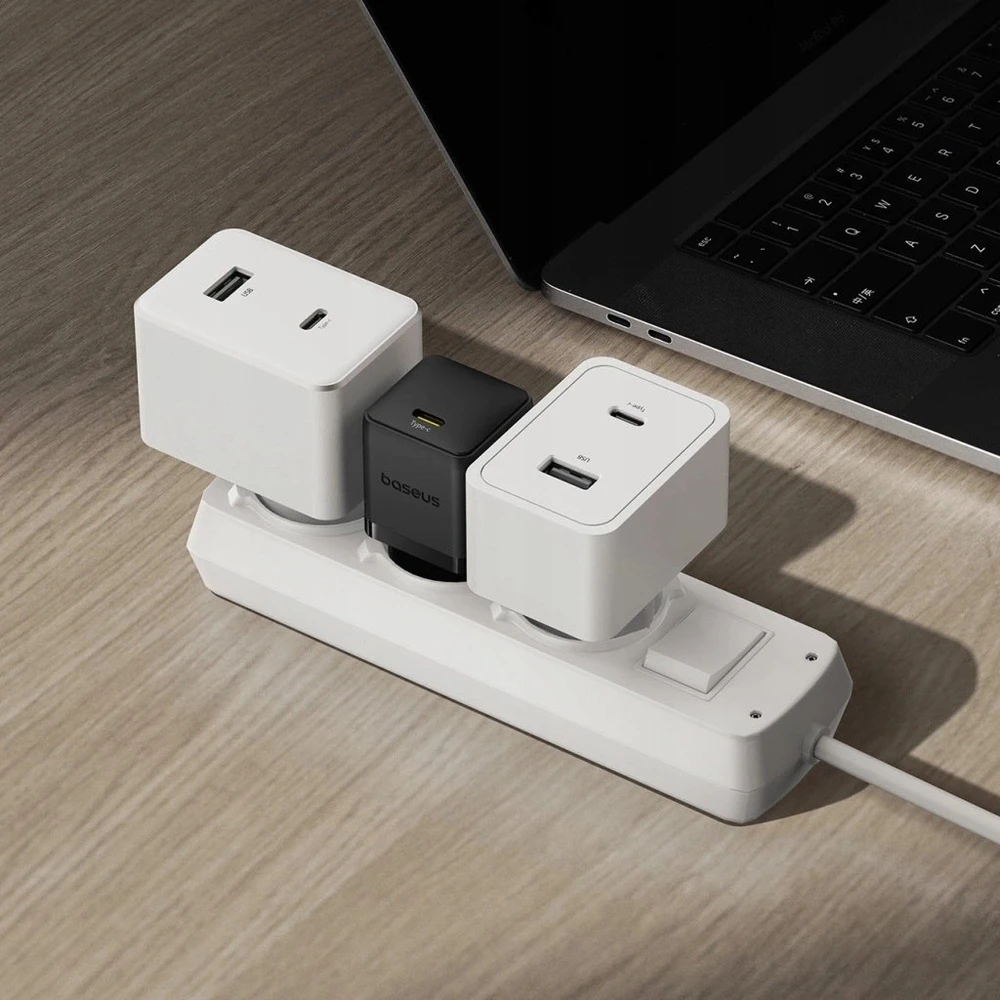 Baseus Sieninis įkroviklis Palm 30W USB-C QC3.0 PD3.0 su USB-C kabeliu 1m, baltas