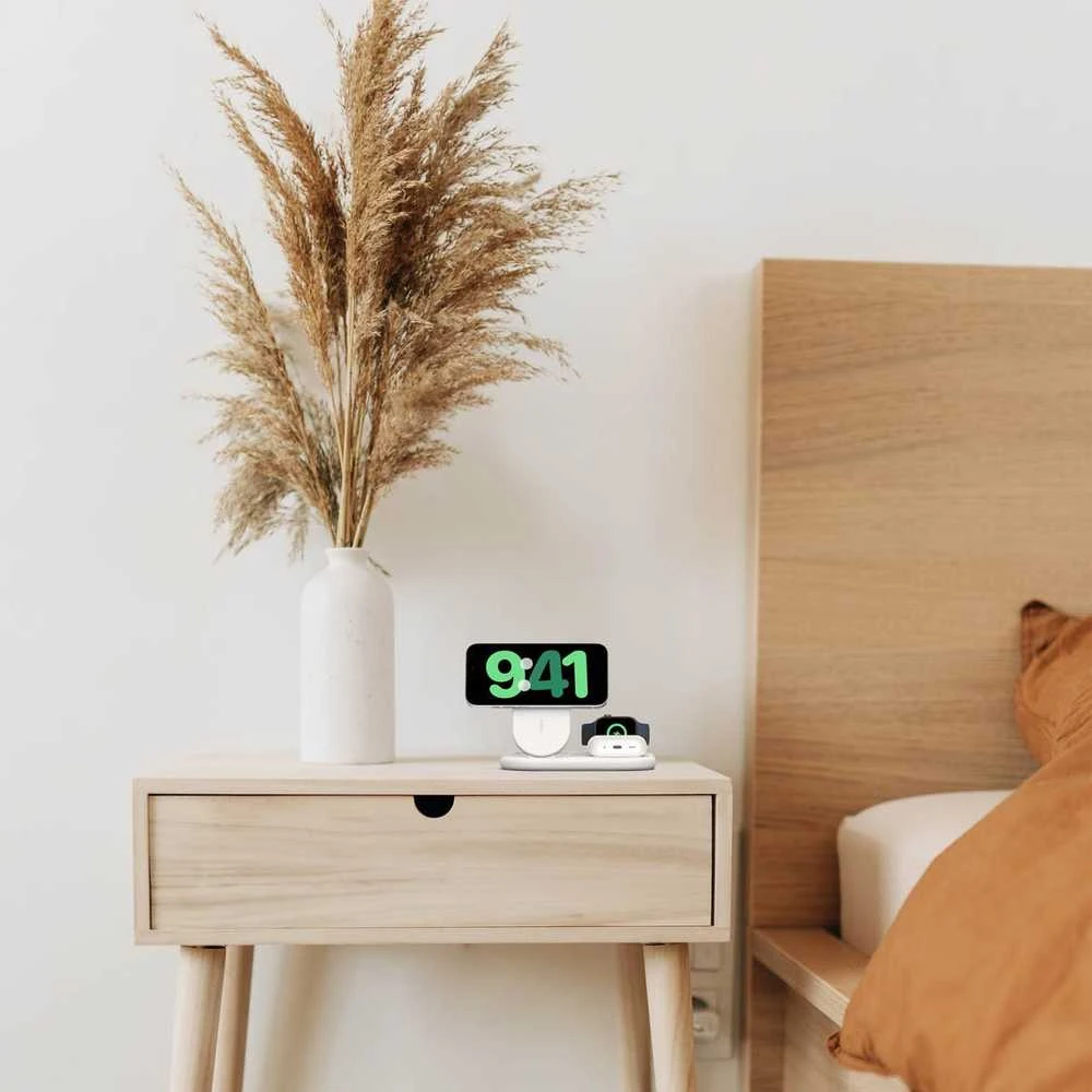Belkin BoostCharge Headphones, Išmanusis telefonas, Išmanusis laikrodis Baltas USB Wireless charging Fast charging Indoor