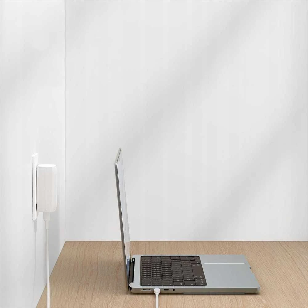 Universalus Įkroviklis - Belkin BoostCharge Universal, Baltas