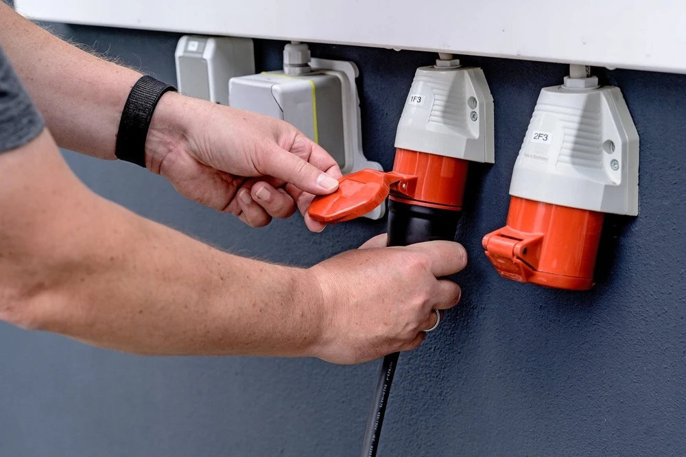 Įkroviklis Brennenstuhl Przenośna EV Įkroviklis Typ 2 CEE 11kW su 8m Ka (1384020)