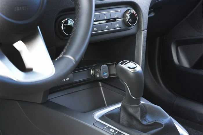 Įkroviklis Cellular Line Cellularline USB automobilinis įkroviklis Multipower Ultra 30W Juodas