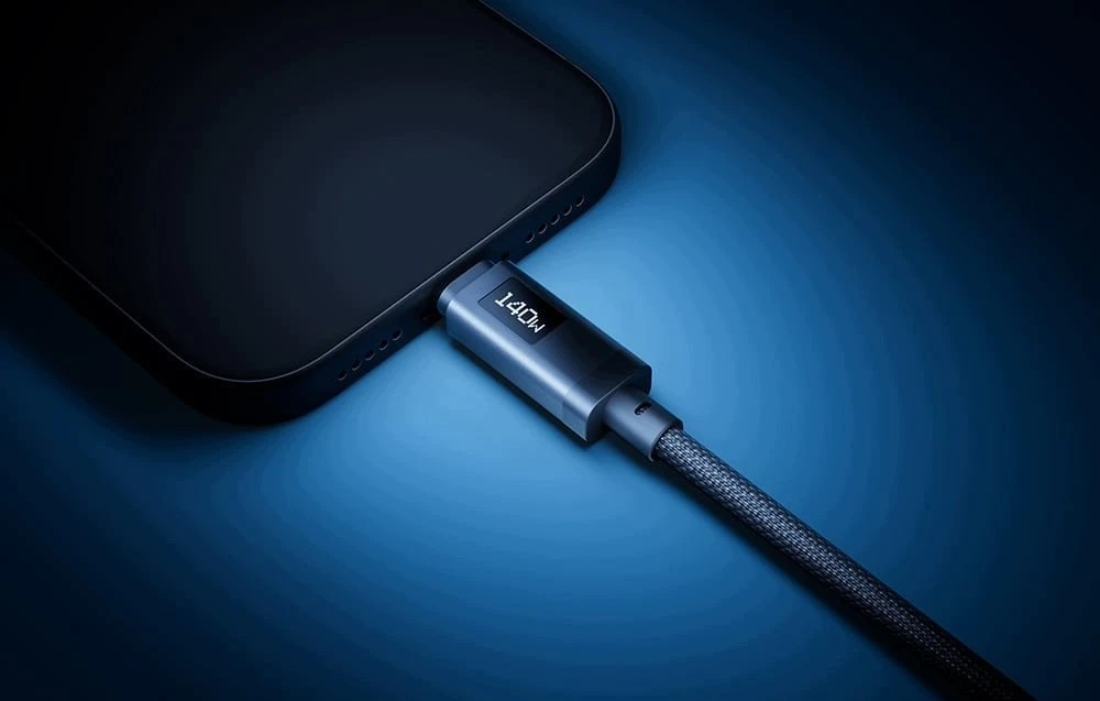 DJI Power Charging Combo 140W GaN Įkroviklis jungiama į tinklą
