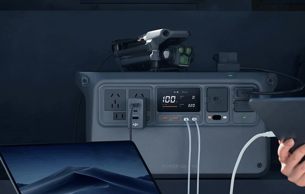 DJI Power Charging Combo 140W GaN Įkroviklis jungiama į tinklą