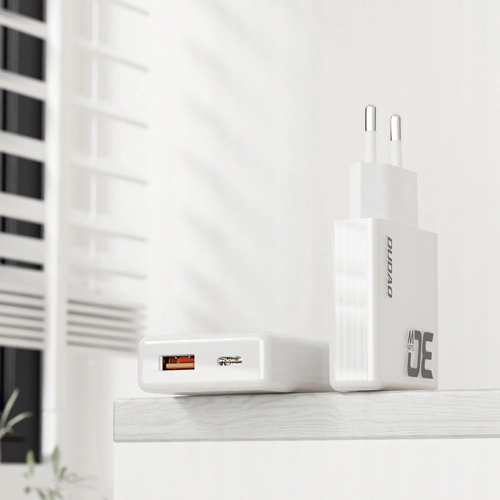 Įkroviklis Dudao (A30EU) (1xUSB-C; 1xUSB 30W) baltas