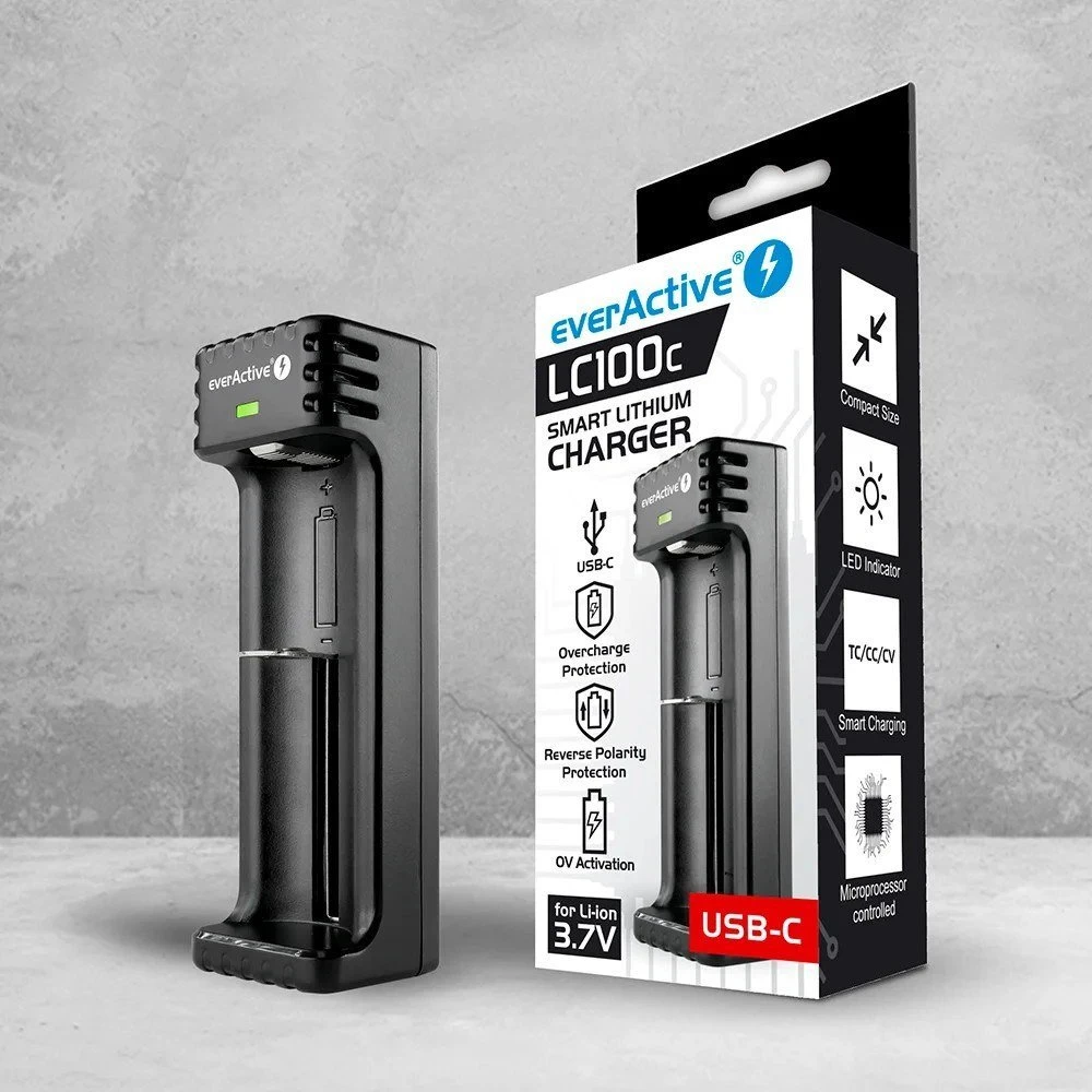 Akumuliatorių Įkroviklis - everActive LC-100C USB-C Ličio Jonų Įkroviklis 1000 mA 18650/21700 Juodas