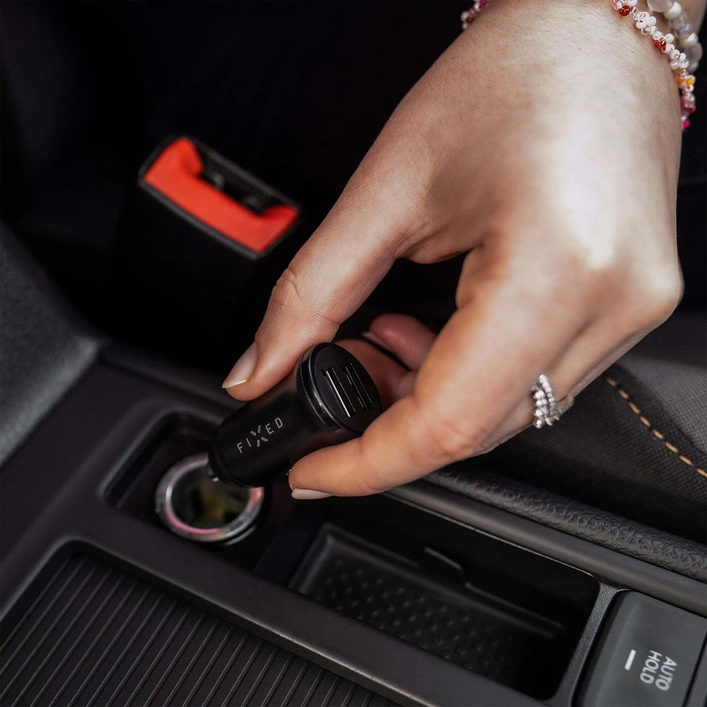 FIXED Dual USB automobilinis įkroviklis 15W, Juodas | Pataisyta