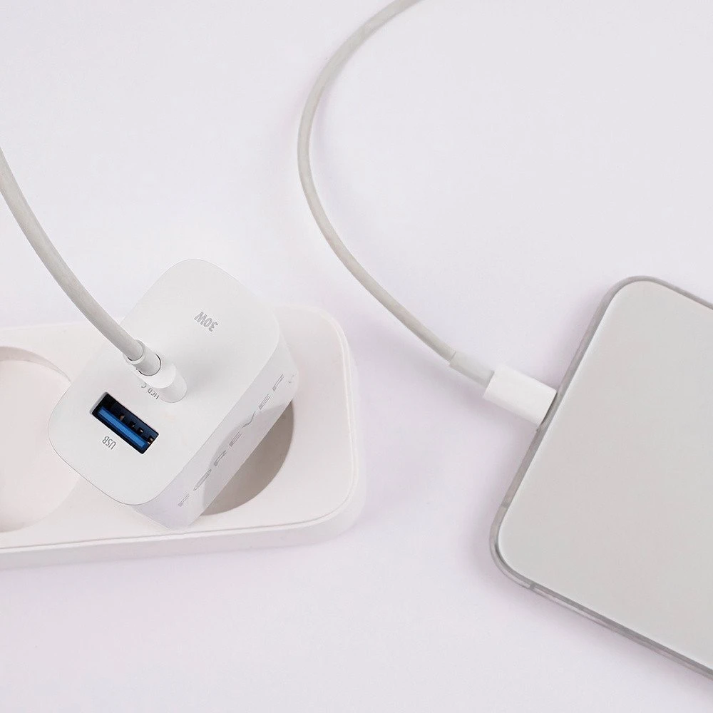Forever TC-07-30AC PD QC įkroviklis 1x USB-C 1x USB 30W baltas