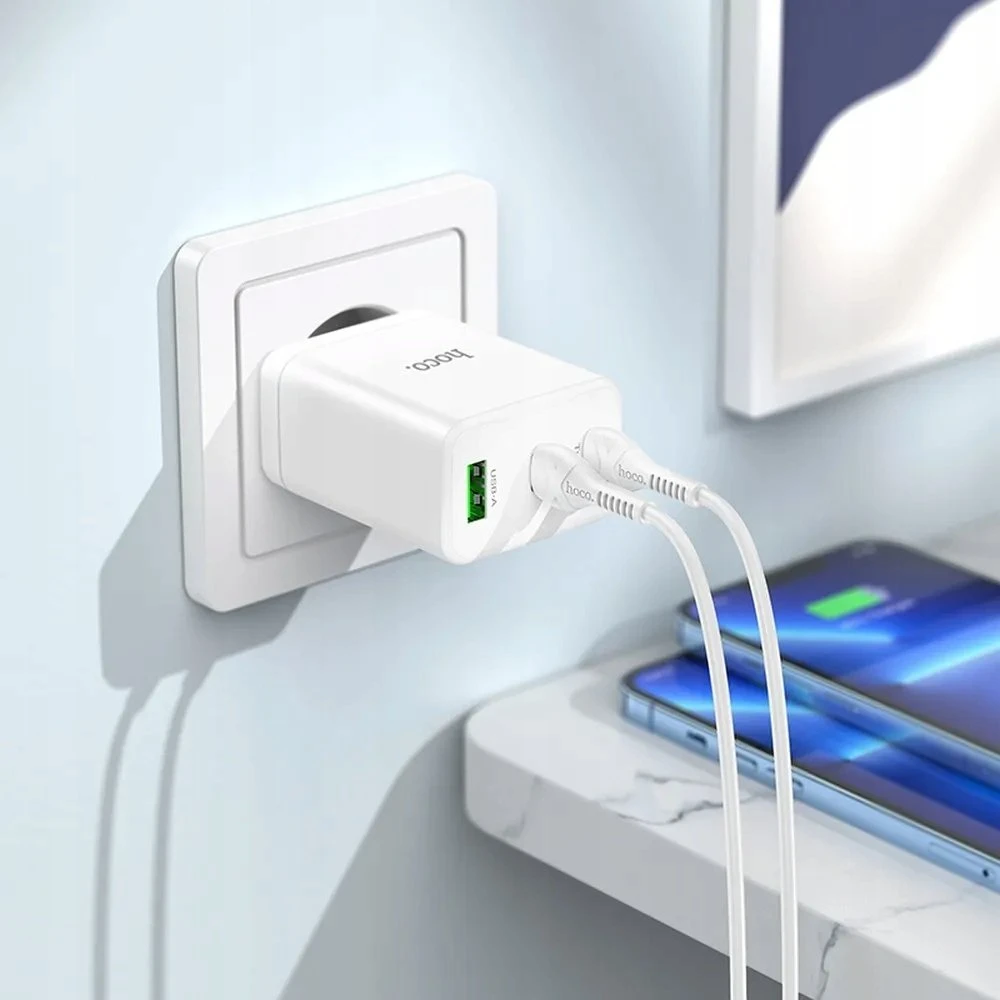 Telefono įkroviklis Hoco 2 x USB C + USB A QC3.0 PD 3A 35W + laidas USB C į Lightning N33 baltas