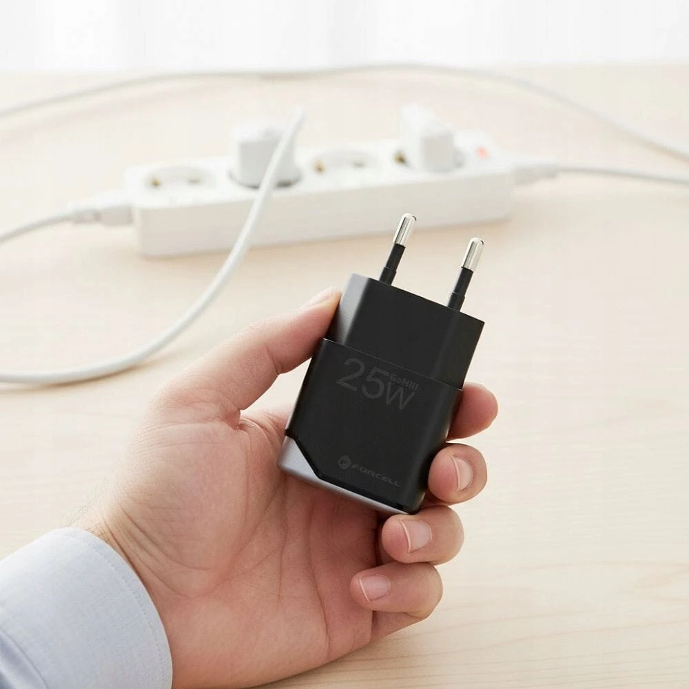 Telefono įkroviklis Forcell F-Energy Ultra Slim GaN III USB C PD QC4.0 3A 25W B125101-E juodas