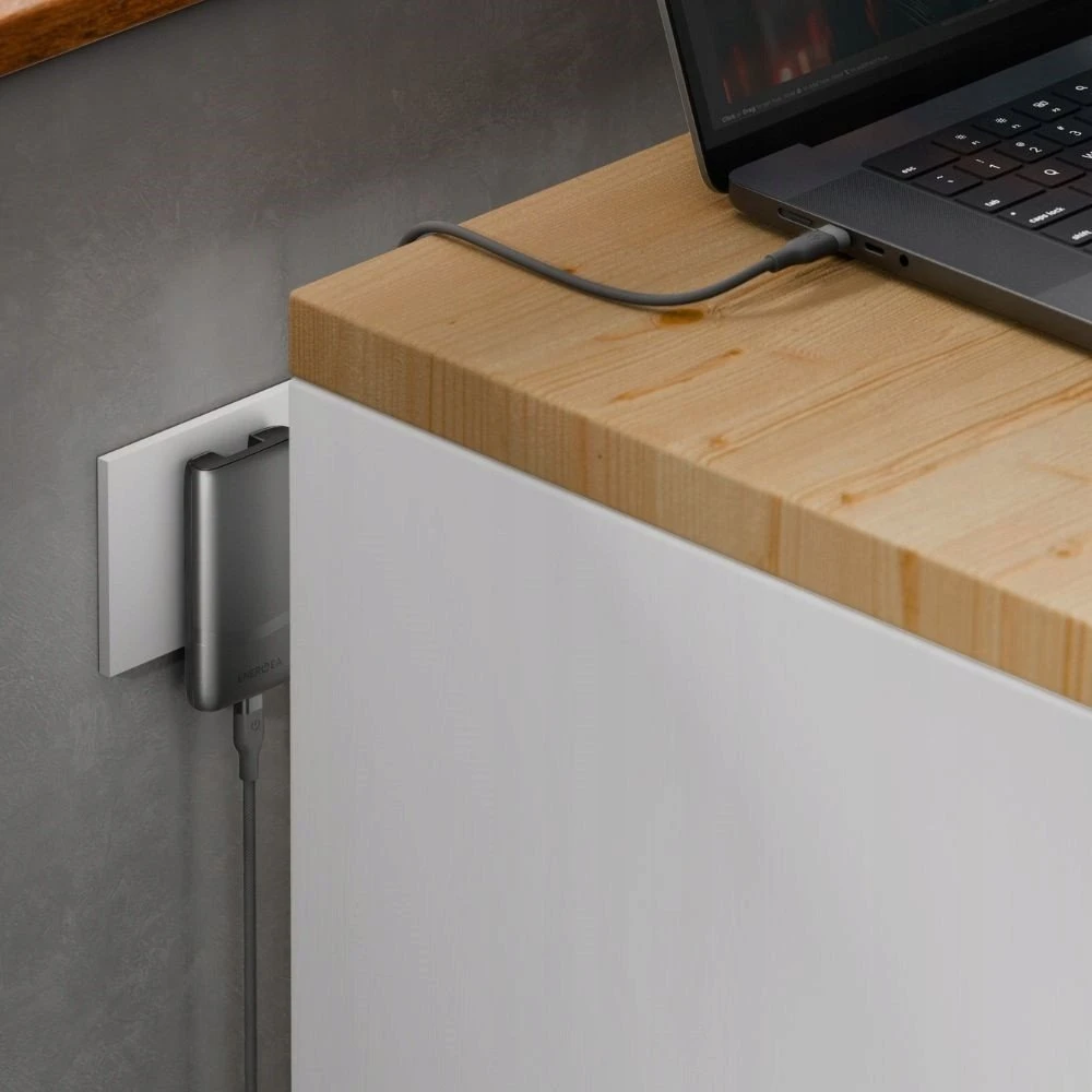 Laidinis įkroviklis Energea TravelWorld Edge 65W 2xUSB-C PD/PPS/QC3.0 (US/UK/EU) graphite