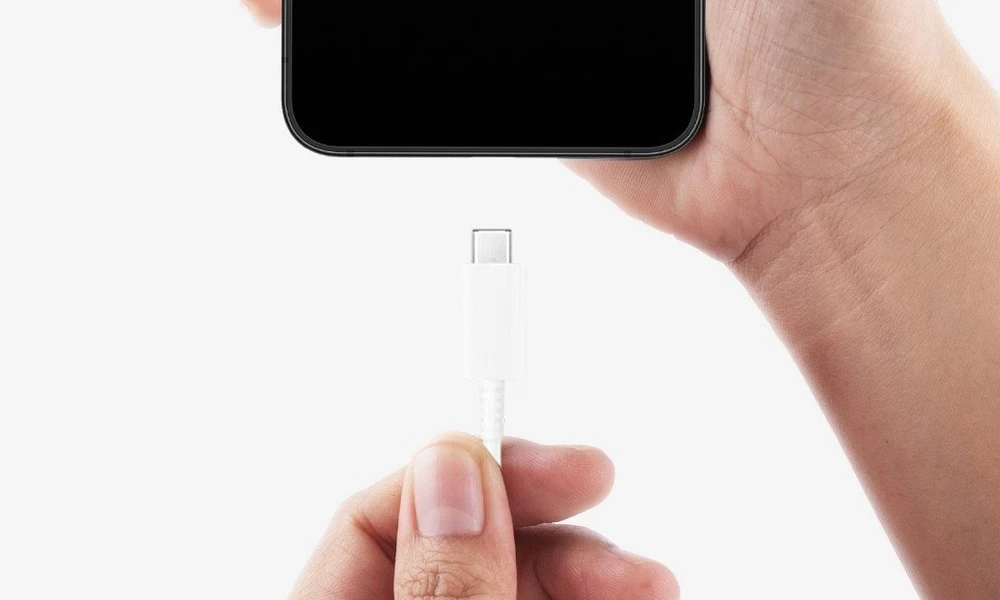 112803 EP-TA845EWE + EP-DW767JWE Samsung 45W Kelioninis įkroviklis + USB-C/USB-C kabelis baltos spalvos (OOB Bulk pakuotė)