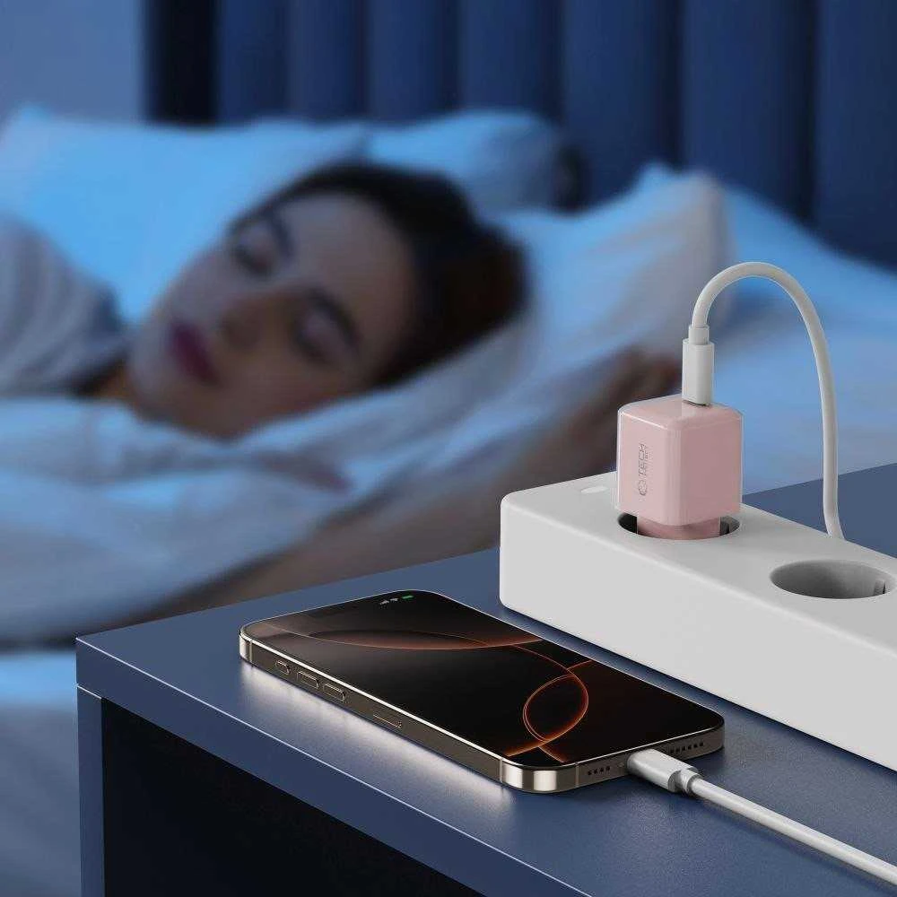 „Tech-Protect NCM25 USB-C PD 25W“ sieninis įkroviklis - Rožinė