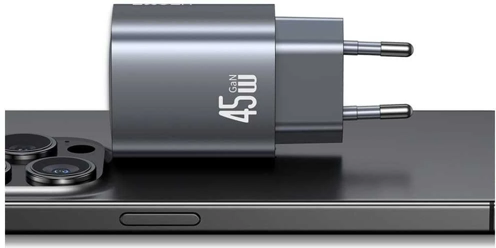 Laidinis įkroviklis USAMS CC305 T66 45W GaN 2xUSB-C tarnish