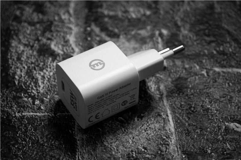 Mobile Origin 35W GaN III Super įkroviklis, vienas USB-C, baltas