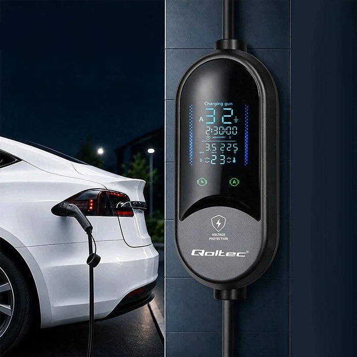 Qoltec Mobilusis elektromobilio ir hibrido įkroviklis su reguliavimu 2in1 Typ2 | 7kW | 230V | CEE 32A | LED | 5m