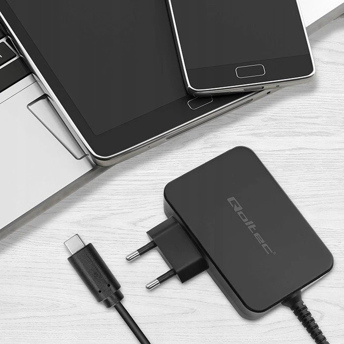 Qoltec 120W Turbo PD | 5-28V | 3-4.5A | USB-C | Nešiojamas kompiuteris | Išmanusis telefonas | Juoda