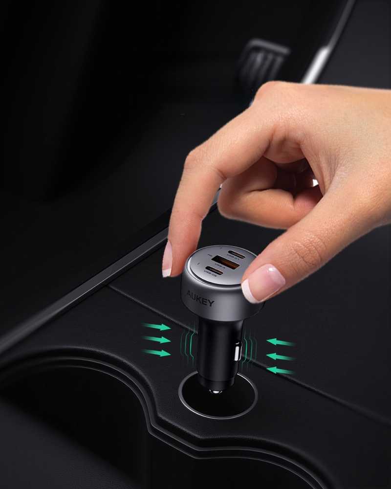 AUKEY CC-P1 automobilinis įkroviklis 66W