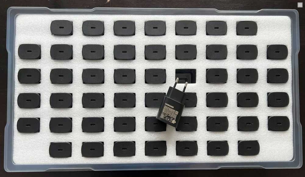 TA800NBE Samsung 25W Travel Adapteris (be laido) Juodas (Juodas)